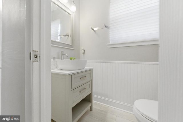 1 LILY CT, Atco, NJ 08004