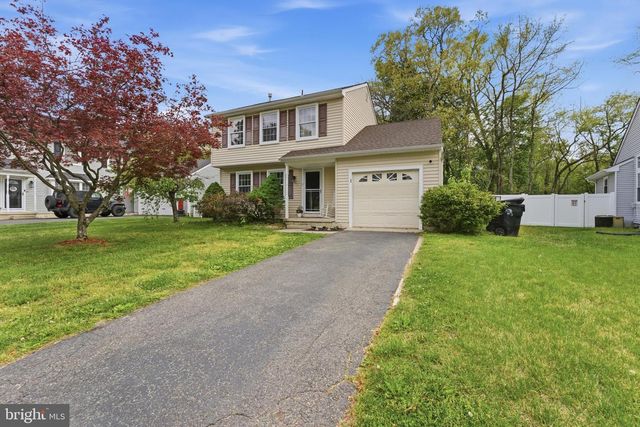 1 LILY CT, Atco, NJ 08004