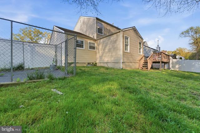 1 LILY CT, Atco, NJ 08004