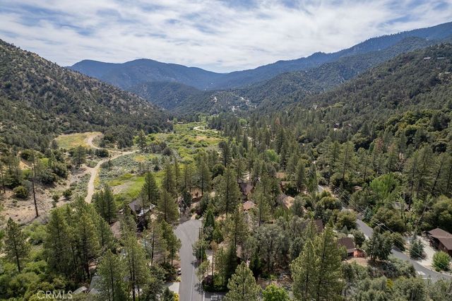 15908 Edgewood, Pine Mountain Club, CA 93222