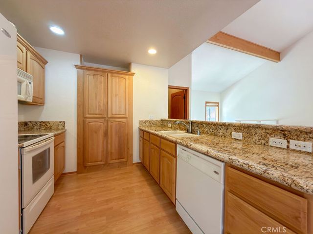 15908 Edgewood, Pine Mountain Club, CA 93222