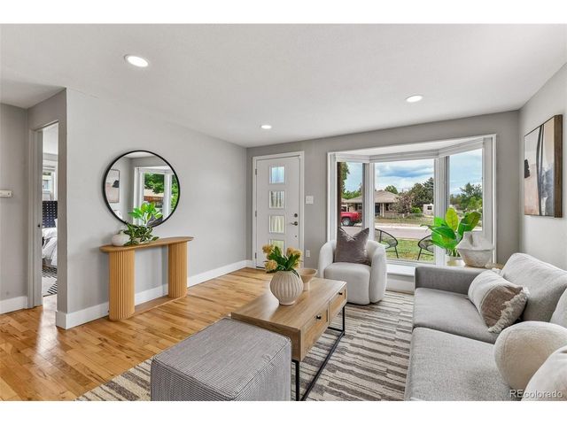 6930 W 54th Ave, Arvada, CO 80002