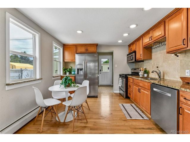 6930 W 54th Ave, Arvada, CO 80002
