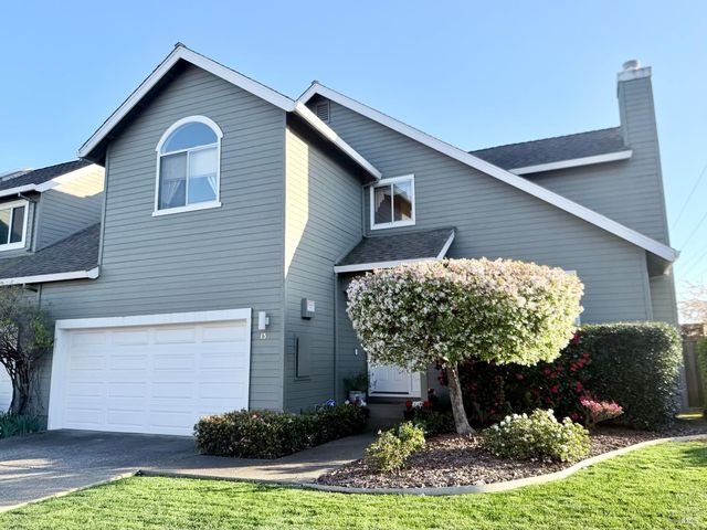 13 Heron Ct, San Rafael, CA 94901