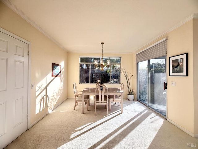 13 Heron Ct, San Rafael, CA 94901