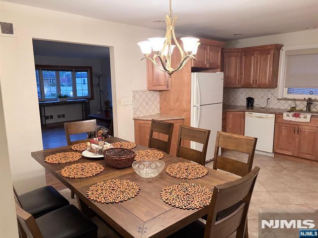 3-40 28th Street, Fair Lawn, NJ 07410