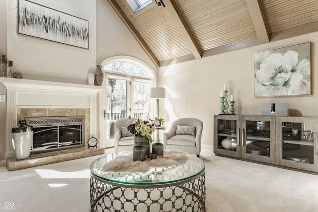 8613 Seaward Lane, Indianapolis, IN 46256