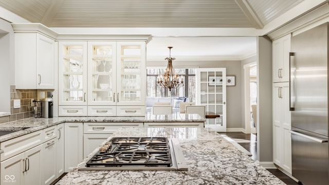 8613 Seaward Lane, Indianapolis, IN 46256