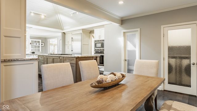 8613 Seaward Lane, Indianapolis, IN 46256