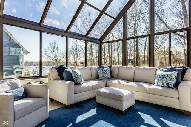 8613 Seaward Lane, Indianapolis, IN 46256