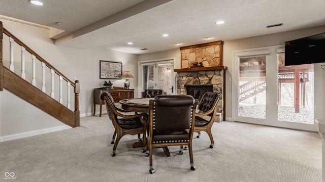 8613 Seaward Lane, Indianapolis, IN 46256