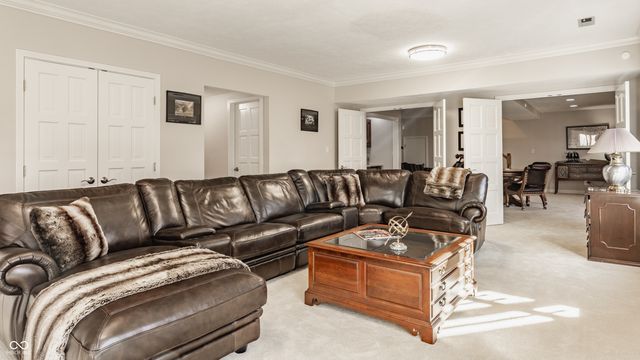 8613 Seaward Lane, Indianapolis, IN 46256