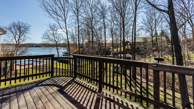 8613 Seaward Lane, Indianapolis, IN 46256