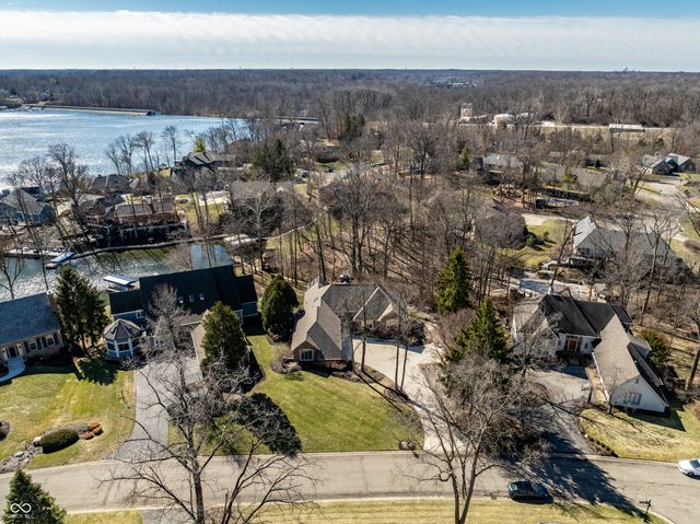 8613 Seaward Lane, Indianapolis, IN 46256