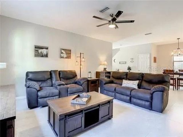 6402 YELLOW BUCKEYE DRIVE, Riverview, FL 33578