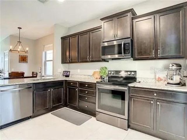 6402 YELLOW BUCKEYE DRIVE, Riverview, FL 33578