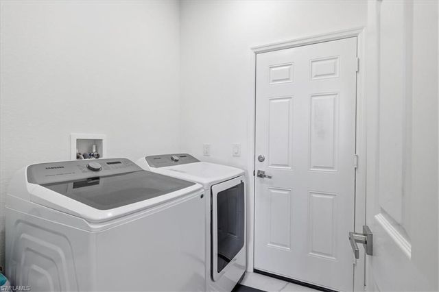 3705 Kelsey ST N, Fort Myers, FL 33905