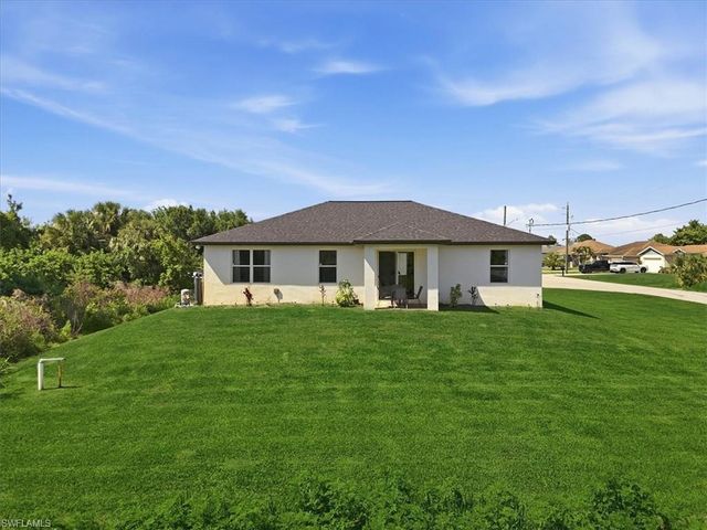 3705 Kelsey ST N, Fort Myers, FL 33905