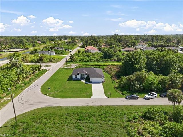 3705 Kelsey ST N, Fort Myers, FL 33905