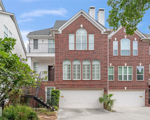 4431 Castle Court, Houston, TX 77006