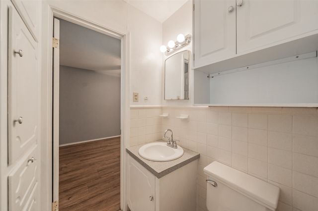 553 NW Janie Lane, Burleson, TX 76028