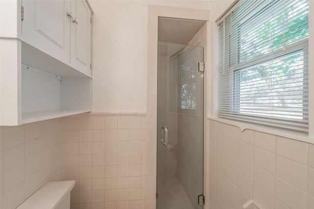 553 NW Janie Lane, Burleson, TX 76028