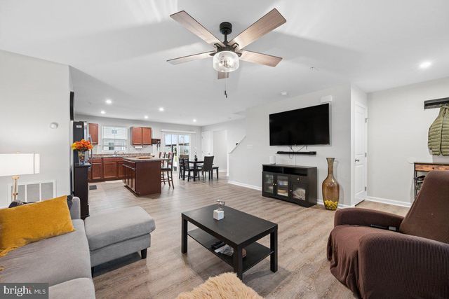 144 CRIMSON AVE, Taneytown, MD 21787