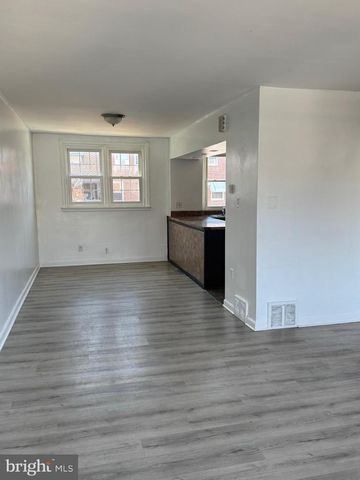 7208 OAKLAND ST, Philadelphia, PA 19149