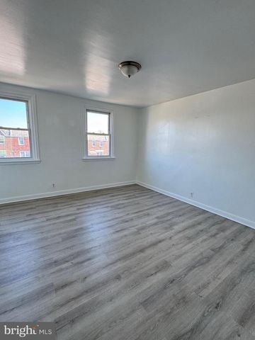 7208 OAKLAND ST, Philadelphia, PA 19149