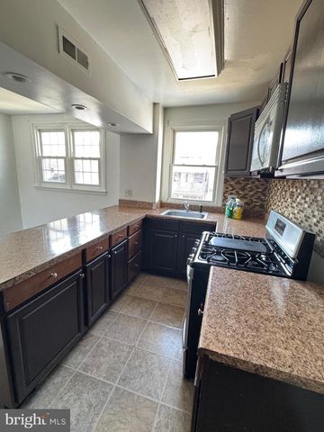 7208 OAKLAND ST, Philadelphia, PA 19149