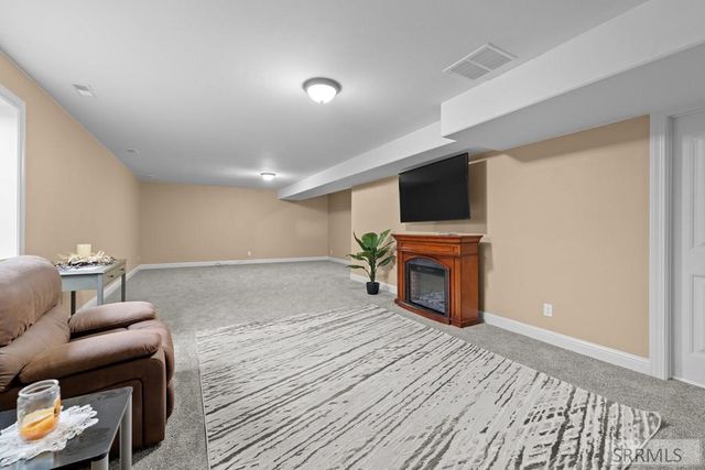 7647 S Packbridge Lane, Idaho Falls, ID 83406