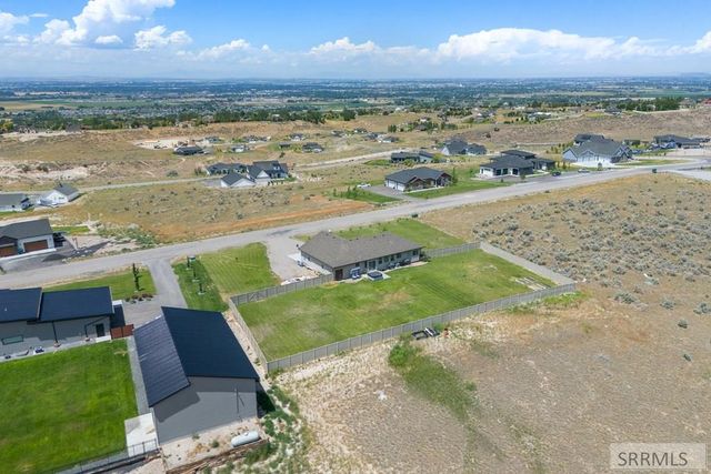 7647 S Packbridge Lane, Idaho Falls, ID 83406
