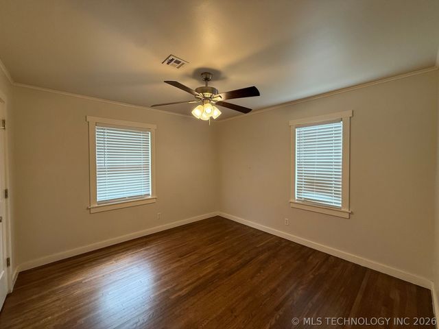 330 S 5th Place E, Broken Arrow, OK 74012