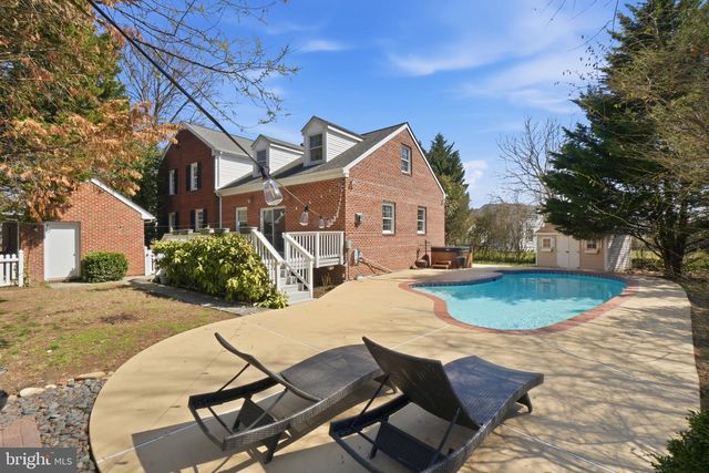 3524 BLAIR RD, Falls Church, VA 22041