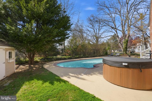 3524 BLAIR RD, Falls Church, VA 22041