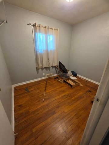 4131 Ardmore Road, Des Moines, IA 50310