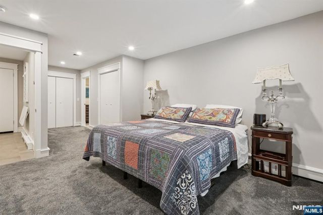 1044 Ramapo Valley Road, Mahwah, NJ 07430