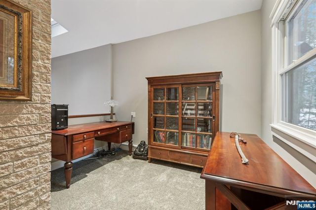 1044 Ramapo Valley Road, Mahwah, NJ 07430