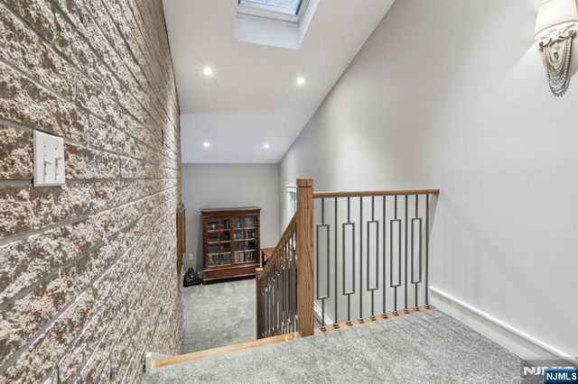 1044 Ramapo Valley Road, Mahwah, NJ 07430