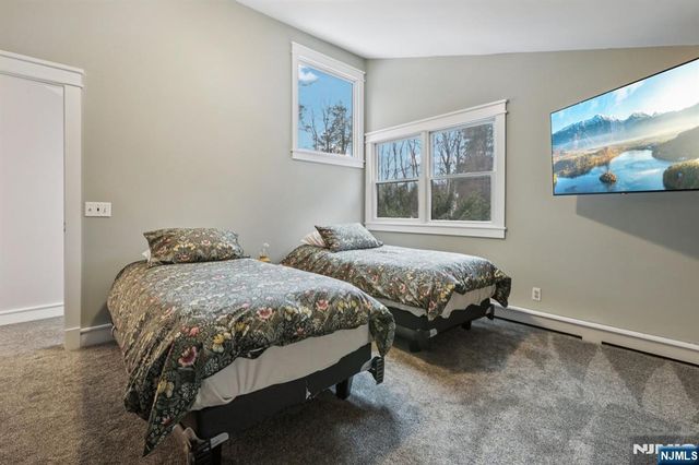 1044 Ramapo Valley Road, Mahwah, NJ 07430