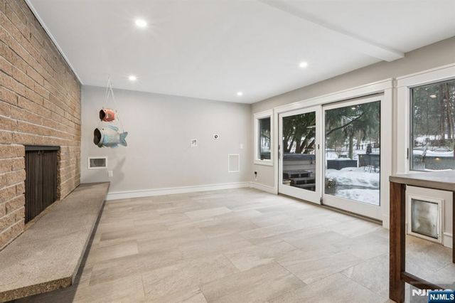 1044 Ramapo Valley Road, Mahwah, NJ 07430