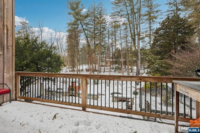 1044 Ramapo Valley Road, Mahwah, NJ 07430