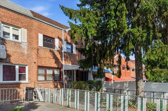 3310 Gunther Avenue, Bronx, NY 10469