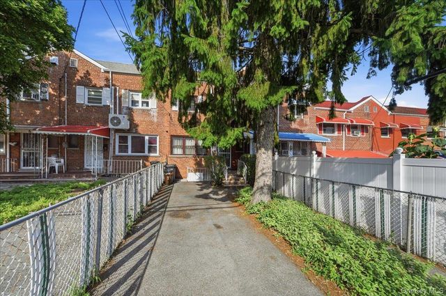 3310 Gunther Avenue, Bronx, NY 10469