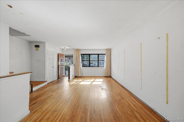 3310 Gunther Avenue, Bronx, NY 10469