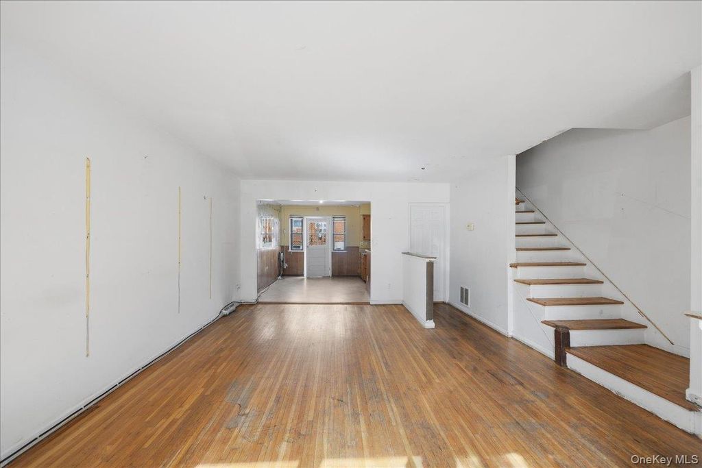 3310 Gunther Avenue, Bronx, NY 10469 — photo 4