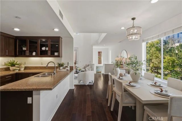 607 Rockefeller 72, Irvine, CA 92612