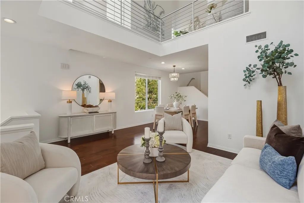 607 Rockefeller 72, Irvine, CA 92612