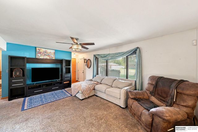5400 Ervin Street, Lincoln, NE 68504