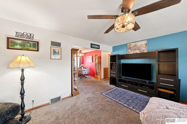 5400 Ervin Street, Lincoln, NE 68504